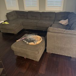 Large Sectional Couch Like New 