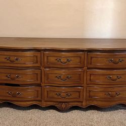 Beautiful Antique 9 Drawer Dresser 