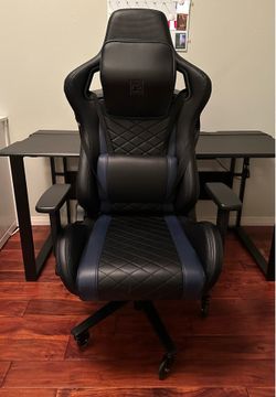 Gaming Chair & Desk
