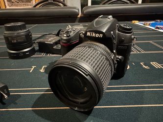 Nikon D7000 DSLR Camera Bundle w/ 2 Lenses