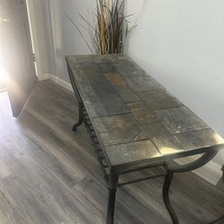 Entry Way Table