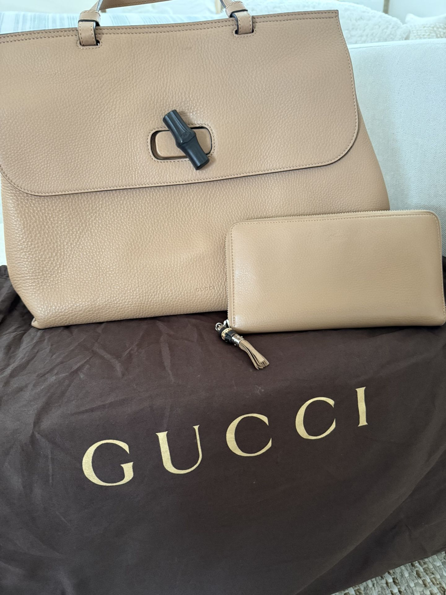 Gucci Purse And Wallet
