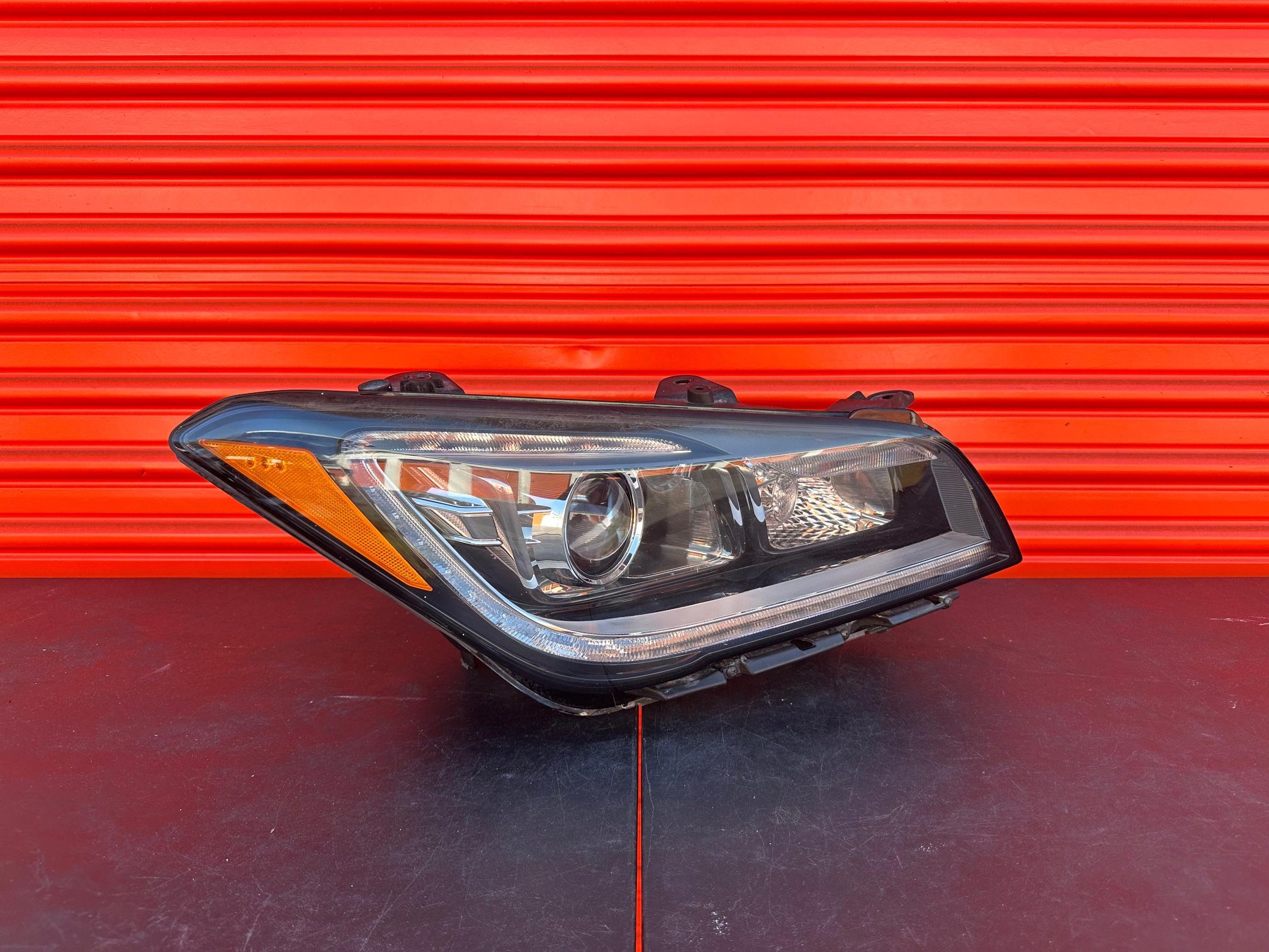 2017 2018 2019 2020 HYUNDAI GENESIS G80 RIGHT SIDE HEADLIGHT OEM