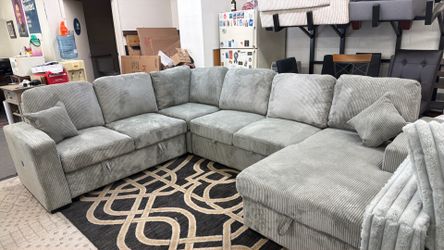 New X-Large sleeper sectional couch / free delivery