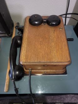 Western Electric 329W Wall Mount Telephone