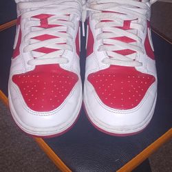 Nike Dunk Lows Championship Red