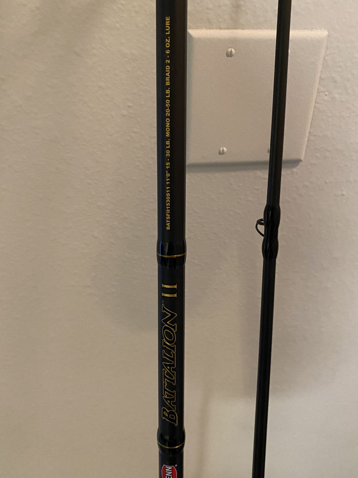 Penn Battalion 2 11’ Surf Spinning Rod