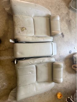 G35 sedan tan rear recliner seats