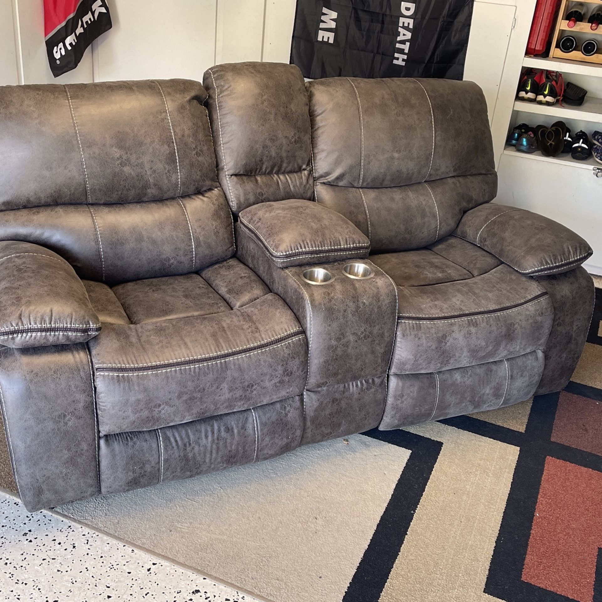 Recliner Loveseat Almost New!!!