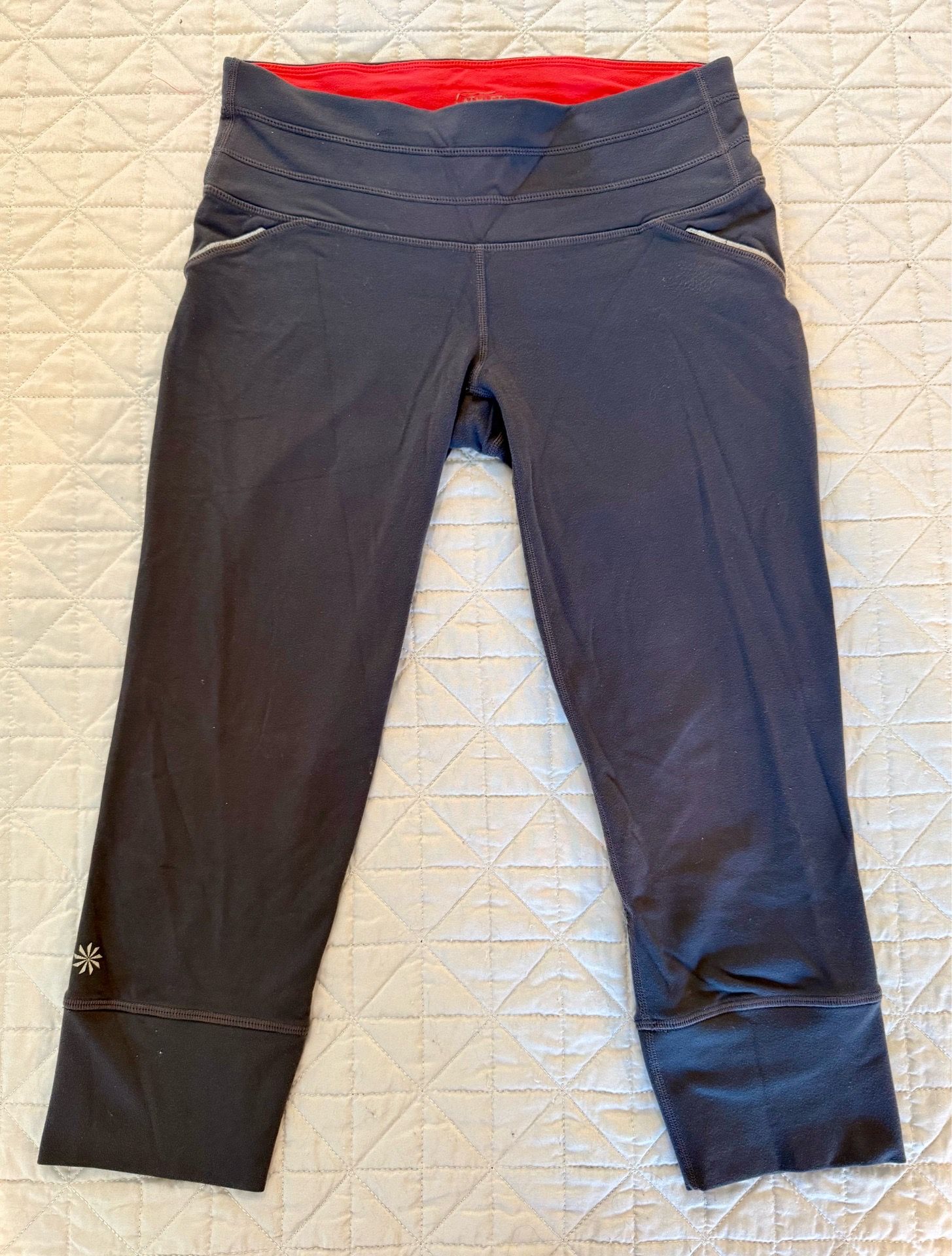 Athleta Relay Capri Leggings Size Small