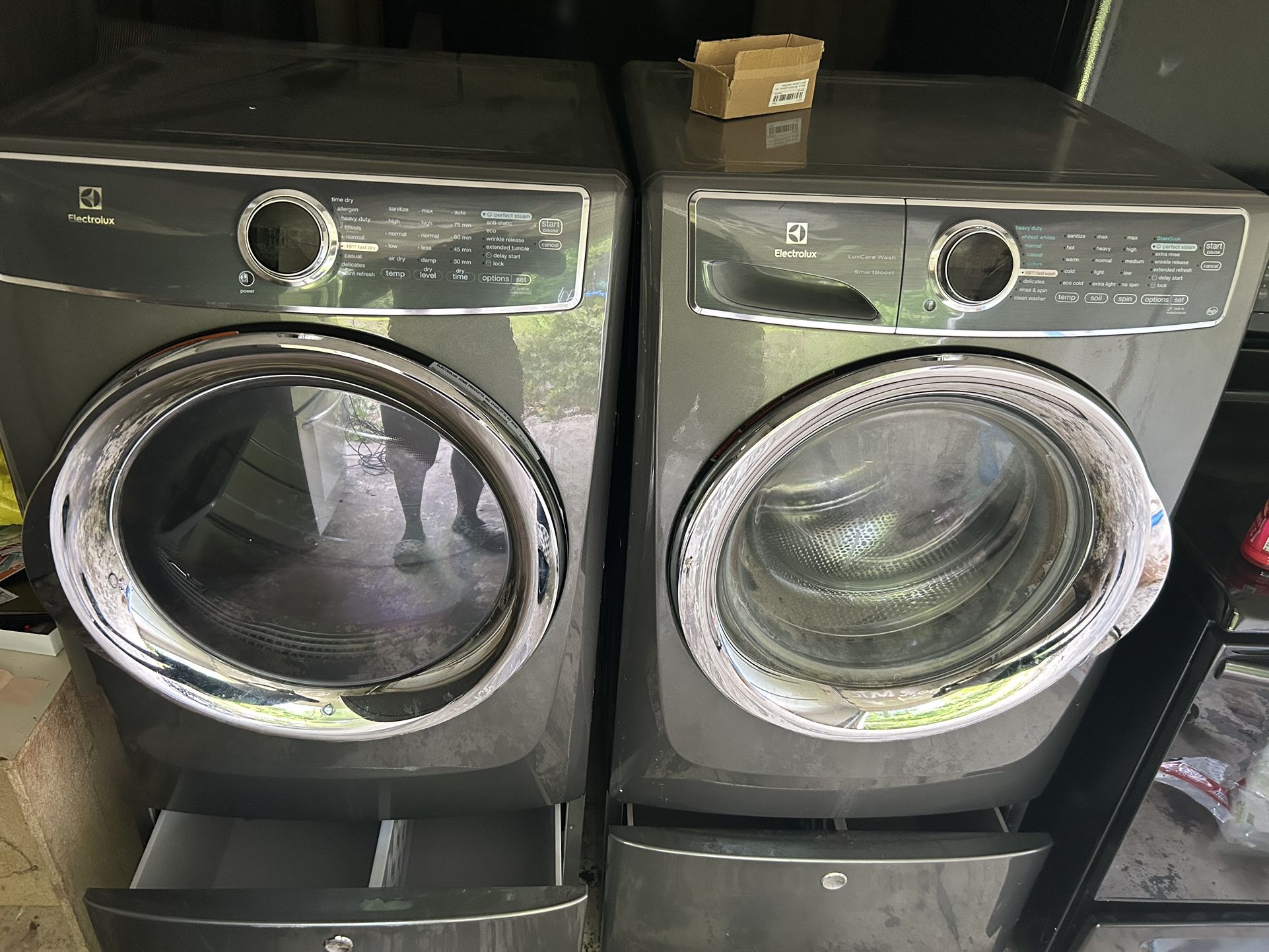 Electrolux Front load Washer And Electric Dryer