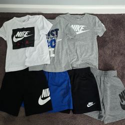 Nike boys kids size 5-6 clothes bundle