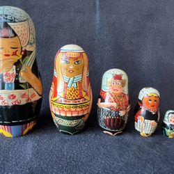 Russian Nesting Dolls