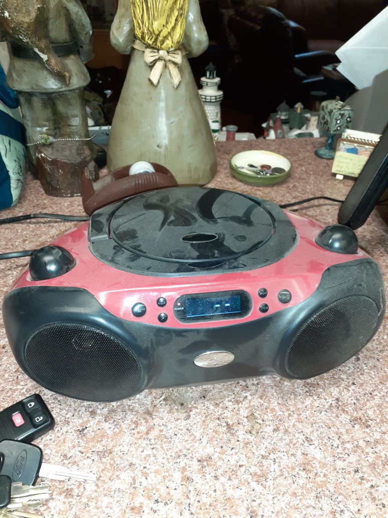 CD player and radio cheap 10.00