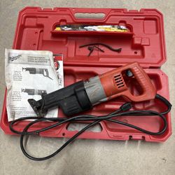 Milwaukee Sawzall w/ Hard Case
