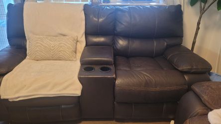 Free couch set