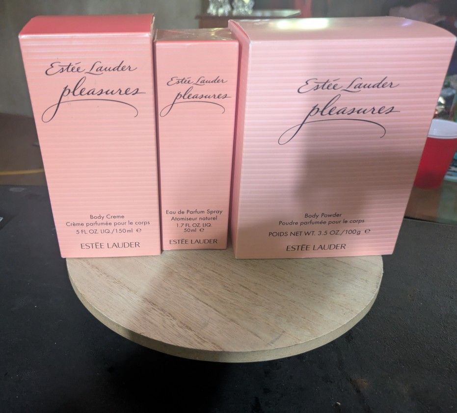 Estee Lauder Pleasures