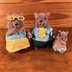 3 3" Animal Squirrels Figurines Kids PlaySet | Li'l Woodzeez Nicnacker