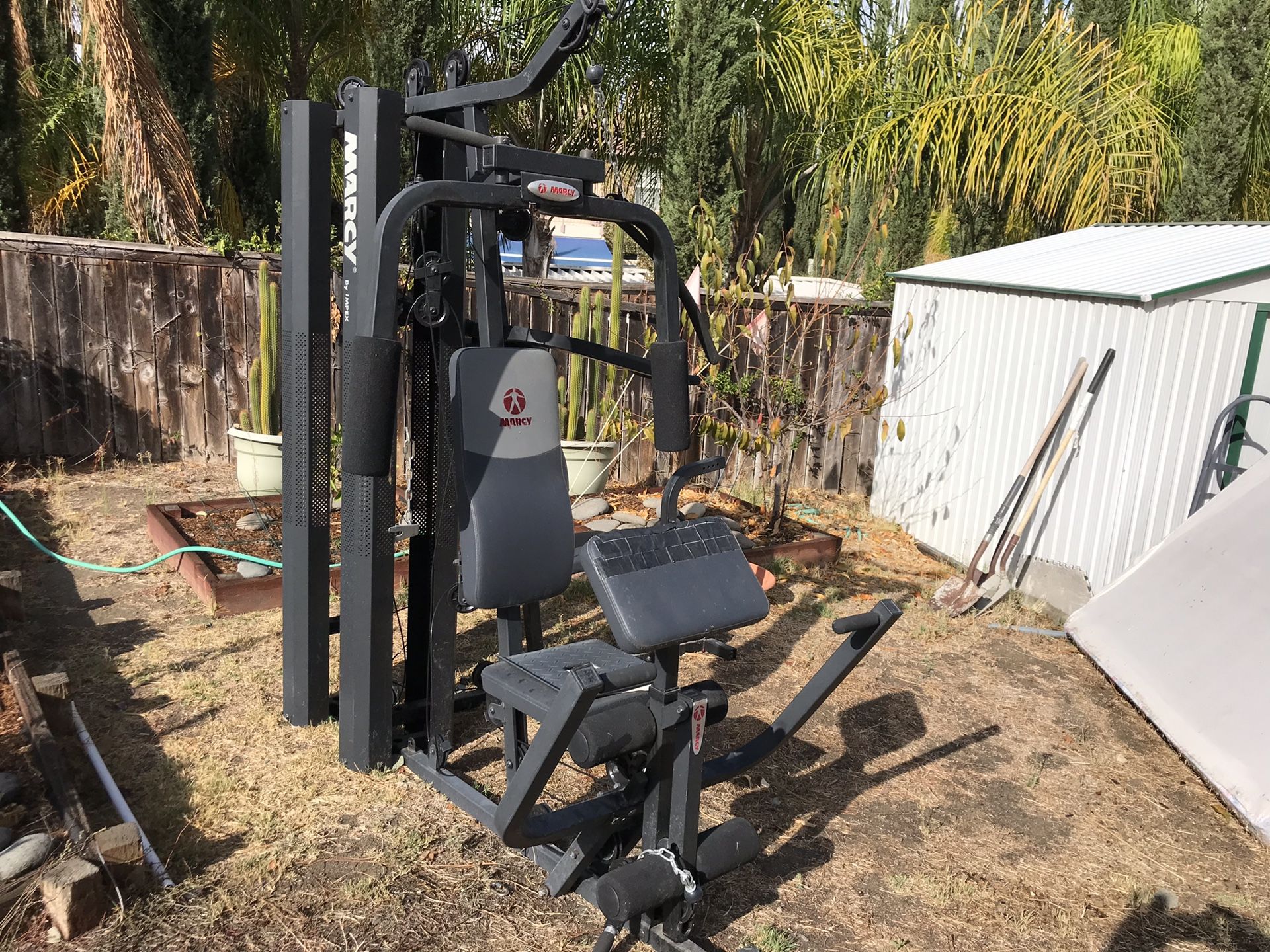 Workout equipment with weights free