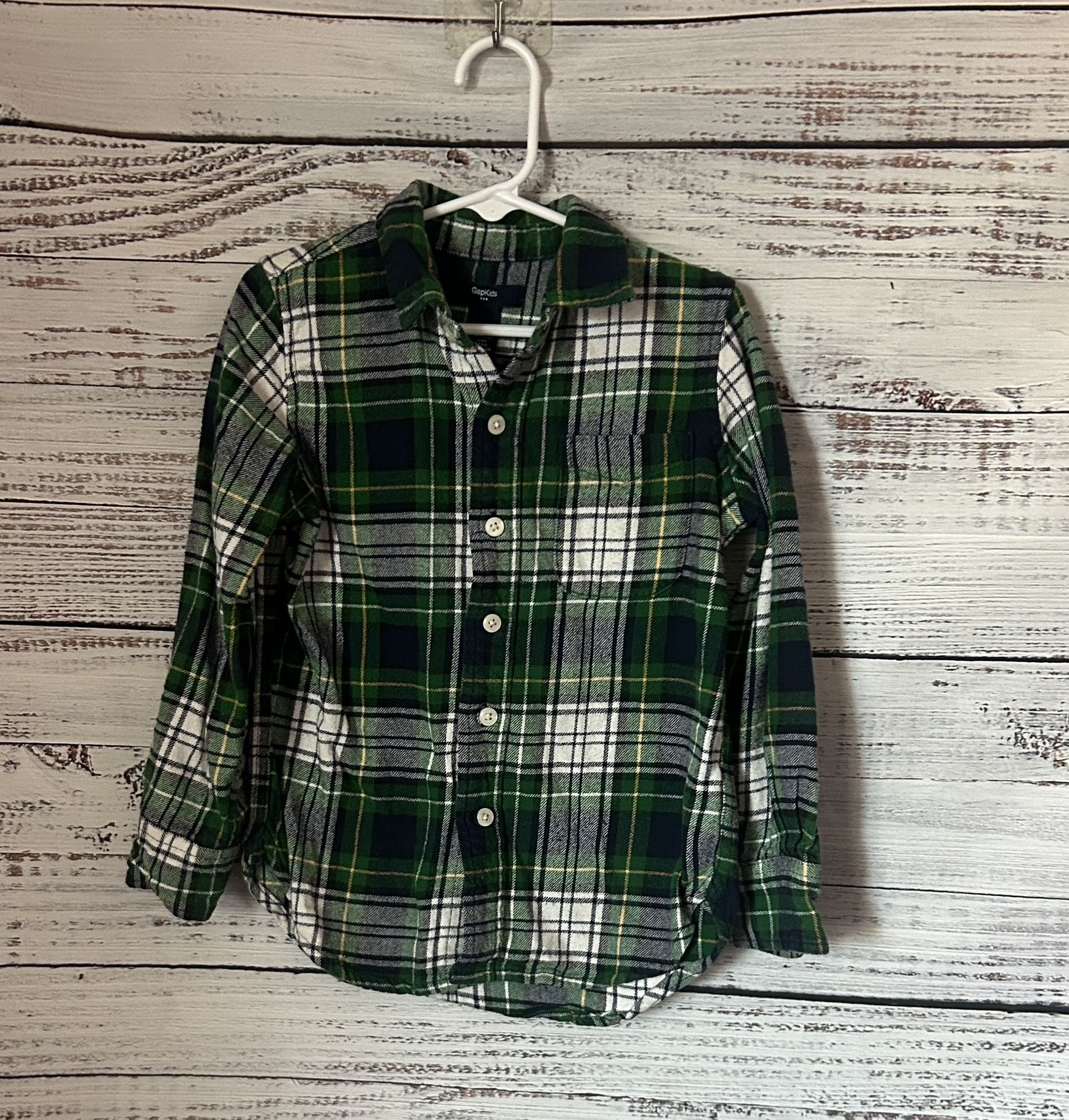 GAP Kids Green and White Plaid Button Down Shirt size 4-5