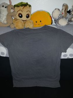 Men's t-shirt size medium