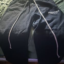 Essential Sweatpants 
