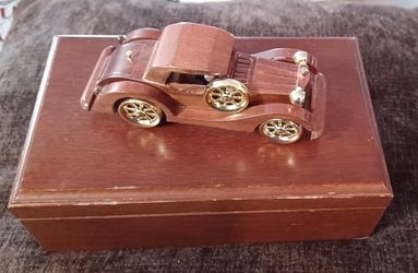 Vintage Jewelry Box , With Fantasy Jewerly