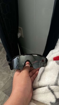 oakleys