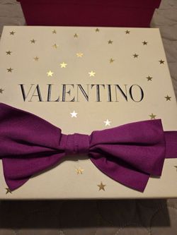Valentino perfume