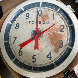 Double Sided Glass 1952 Hanging Toledo Mercantile Scale 