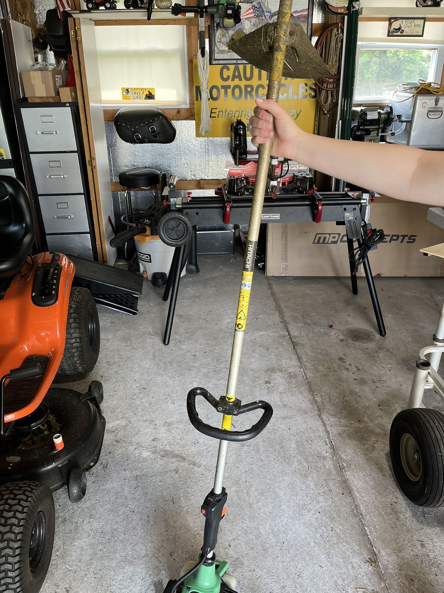 Hitachi String Trimmer