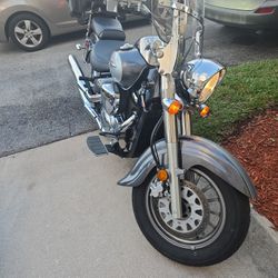 2013 Suzuki Boulevar