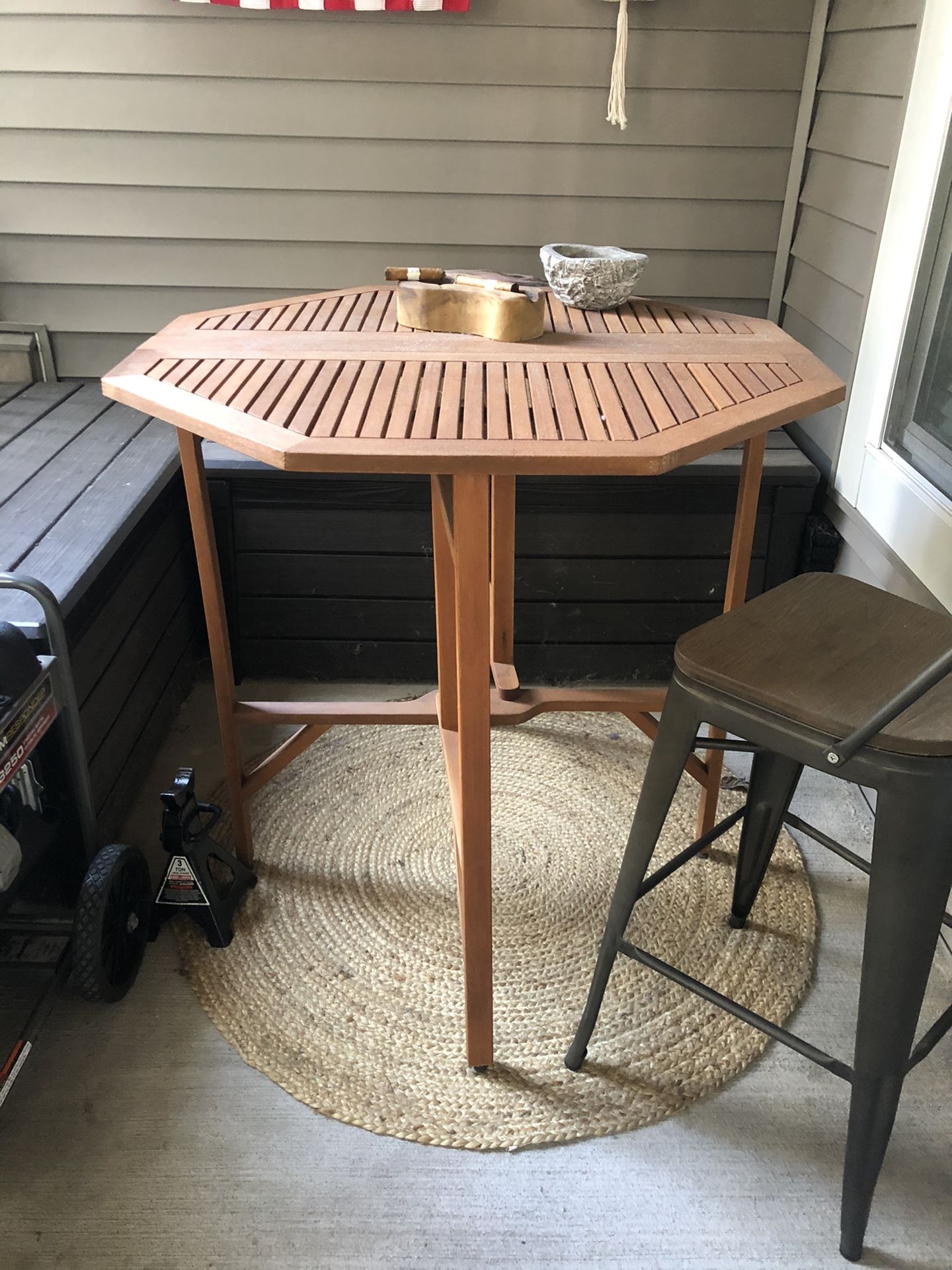 Foldable wood high top table