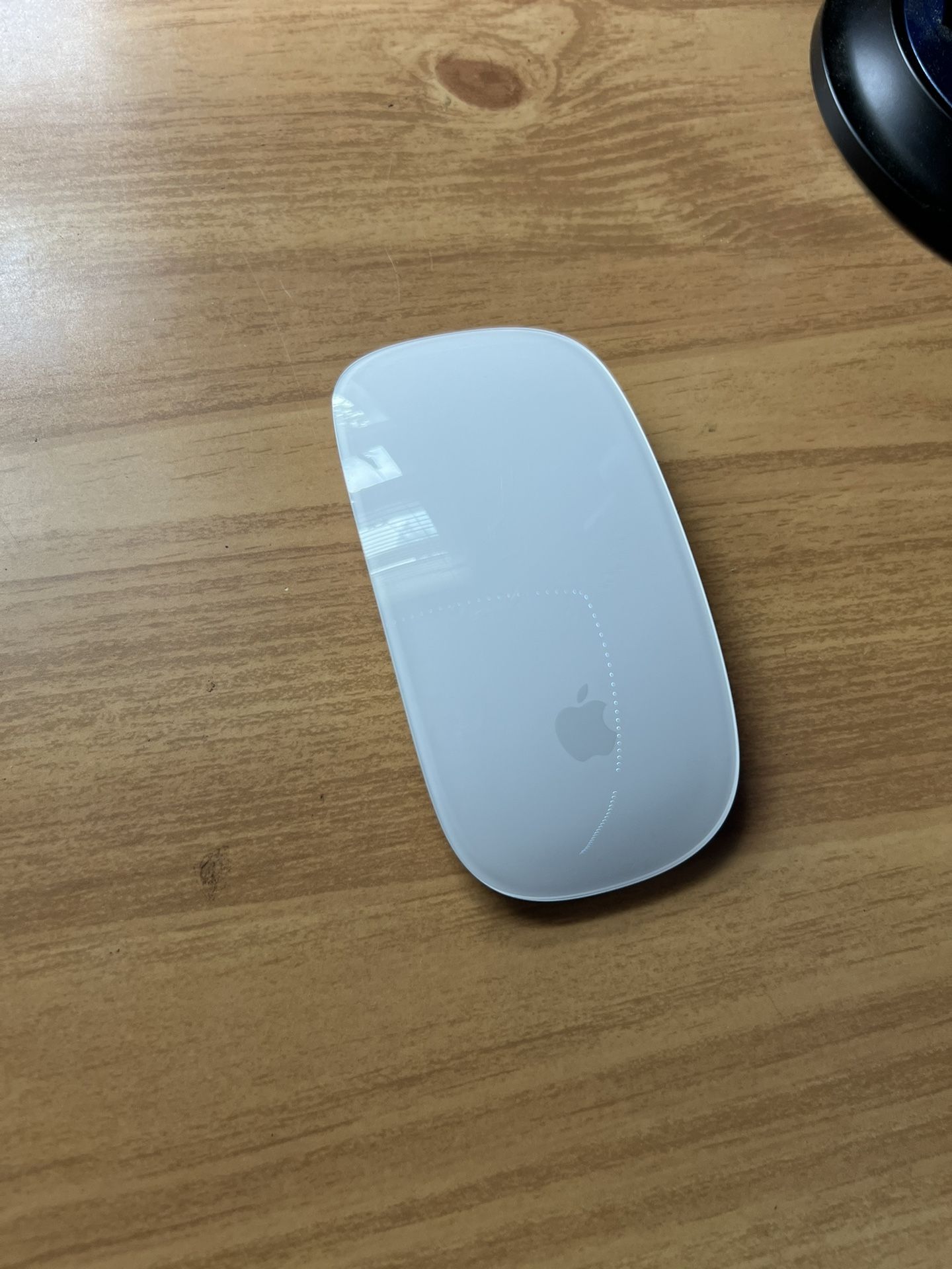 Smooth Good As New Wireless Mouse (Charger Included)