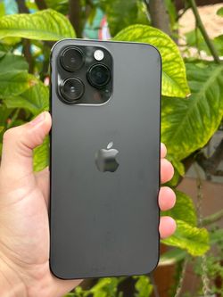 iPhone 14 Pro Max UNLOCKED - Excellent Condition