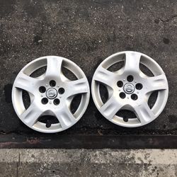 2 Hubcaps for Nissan 16”