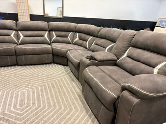 Sectional Recliner Couch