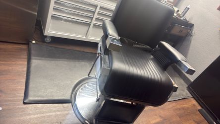 Barber chair