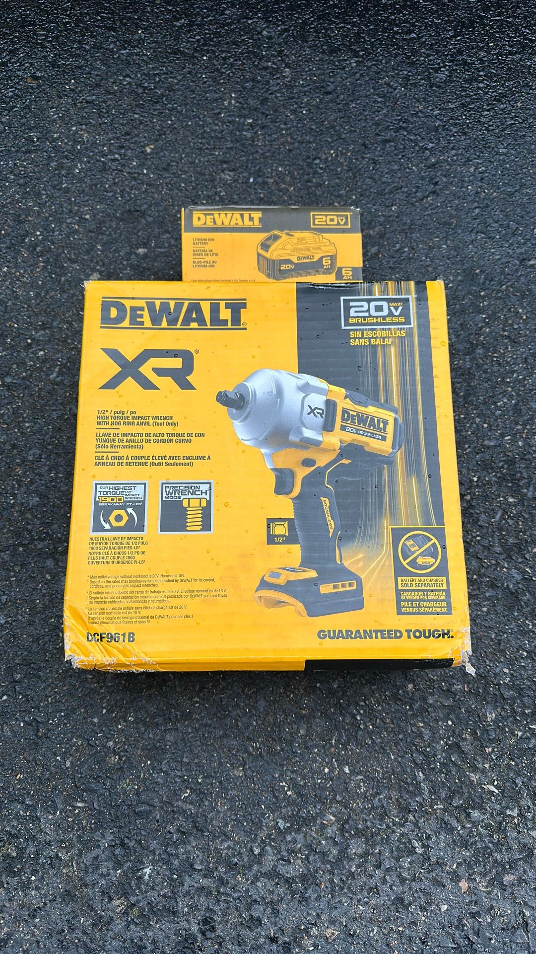 DeWalt 1/2 High Torque Impact Wrench 6ah Battery 
