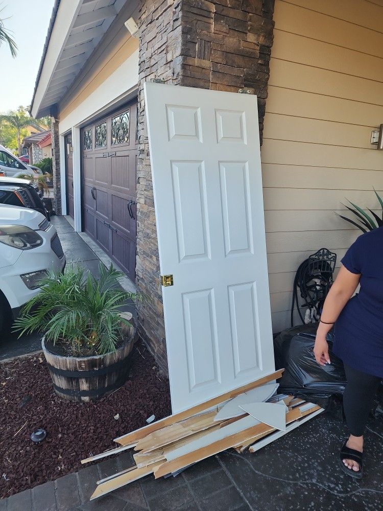 Pocket Door Free!
