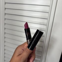 Anastasia Beverly Hills Matte Lipstick Plumeria 