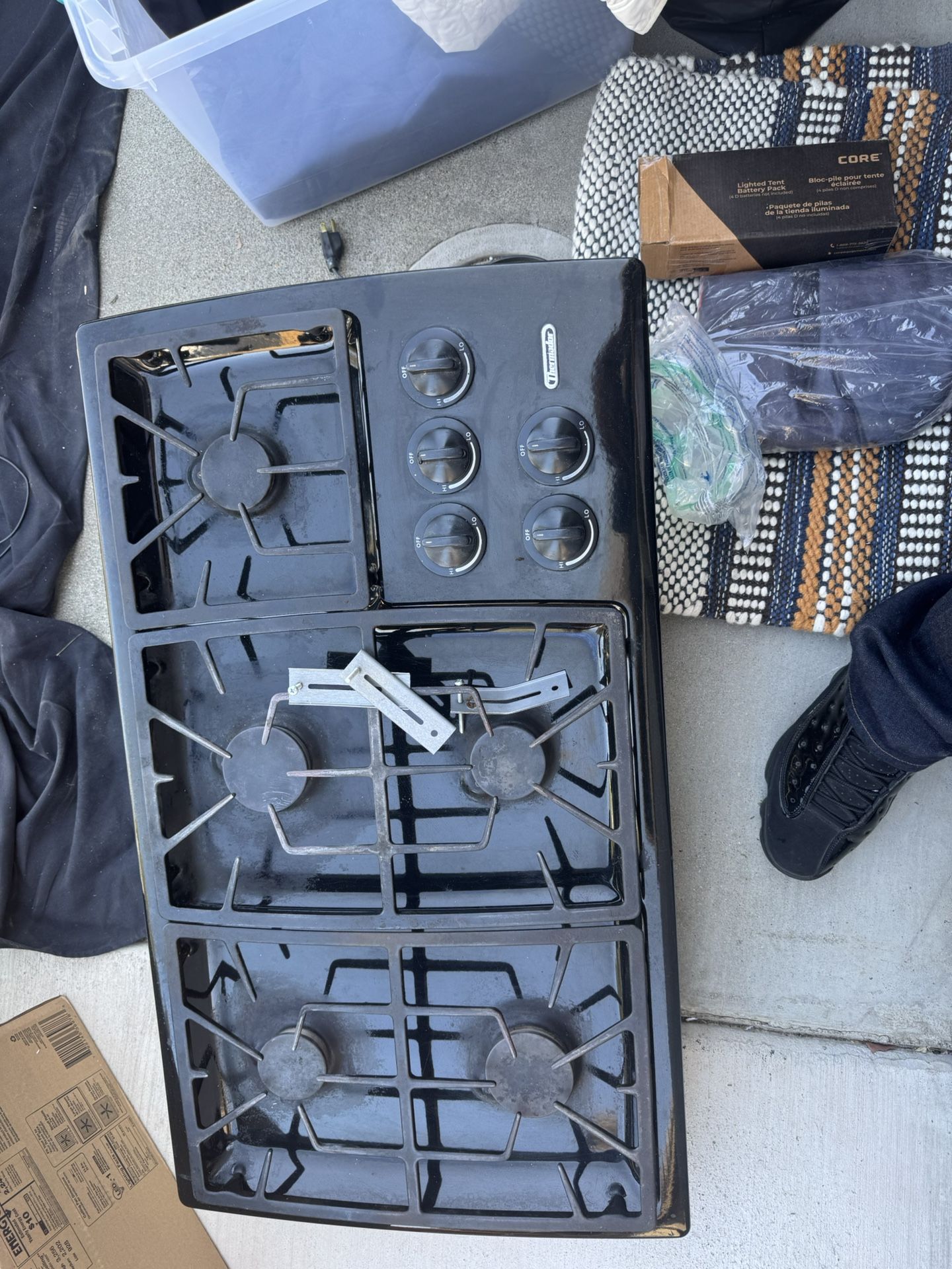 Gas stove
