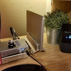 SABRENT Aluminum Vertical Laptop Stand MacBook Holder