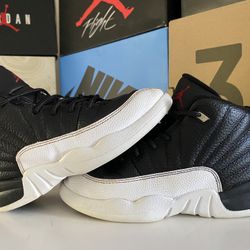 Air Jordan 12 Playoffs   Size 2y.  ( Pick Up Only )