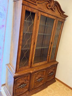 Vintage-style china cabinet / hutch — $500 OBO