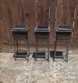SET OF 3 RESIN WICKER PLANT STANDS