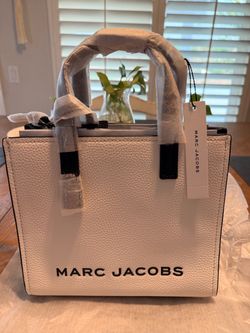 Marc Jacobs Bi Color Bold Mini Grind Bag – Black/White