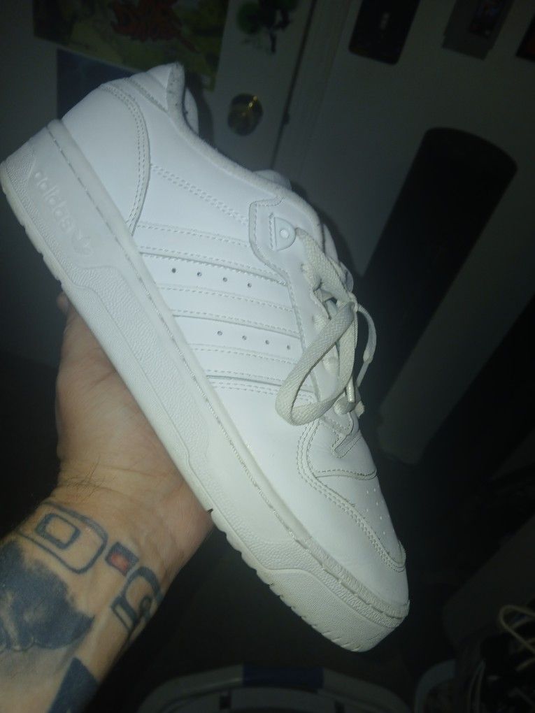 Adidas Forum