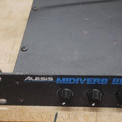 Alesis Midiverb III 3 Reverb 16 bit simultaneous multi effects processor with power cord. used. tested. in a good working order.  