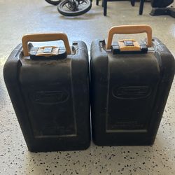 Coleman Propane Lanterns With Case